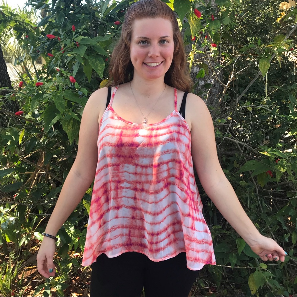 Beautiful Flowy Tank Top NWT - Picture 2 of 7